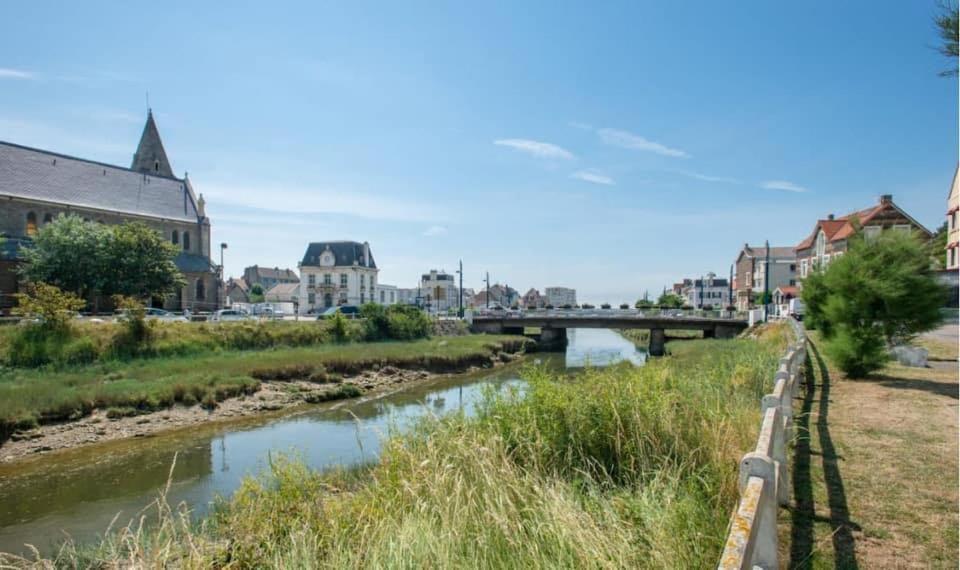 Pied A Terre Wimereux A 2 Pas De La Plage Et Du Centre Apartment Luaran gambar